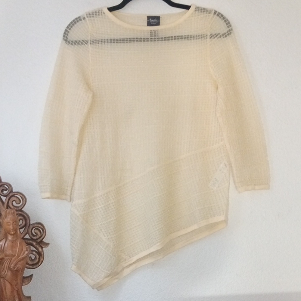 Elegant Cream Asemetrical Sweater